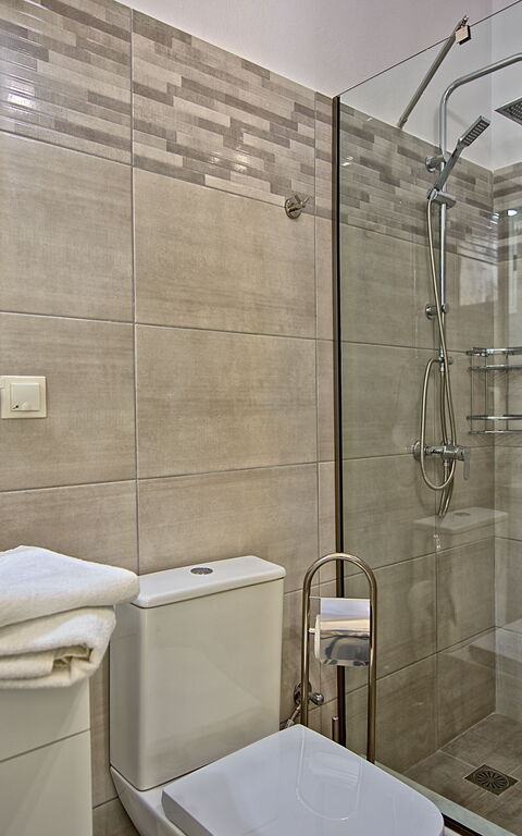 Beachfront Villa Seasun: Baderom