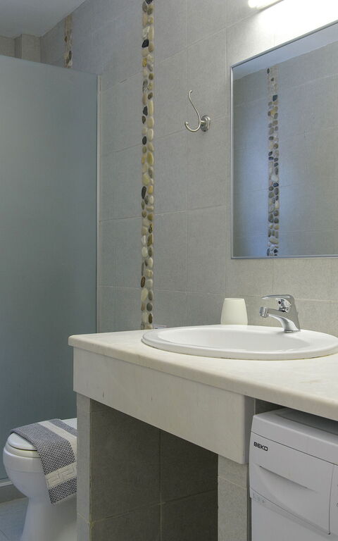 Beachfront Villa Seasun: Baderom