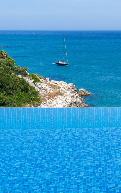 Beachfront Villa Seasun: basseng, Utendørs, Visningar