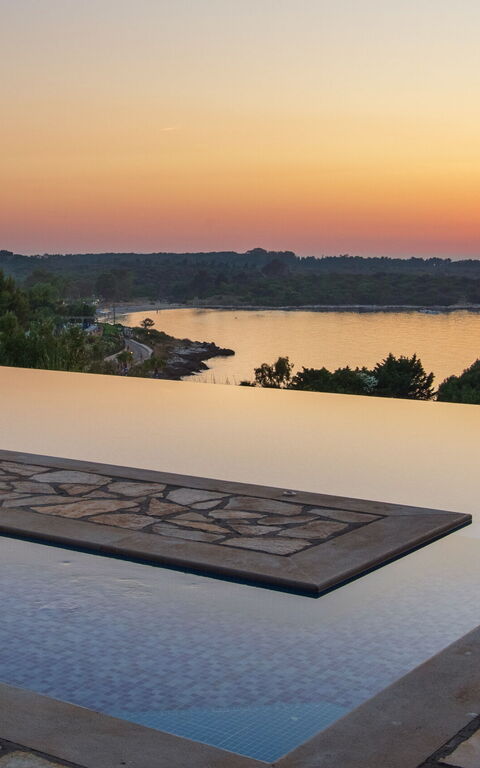 Beachfront Villa Seasun: basseng, Utendørs, Visningar