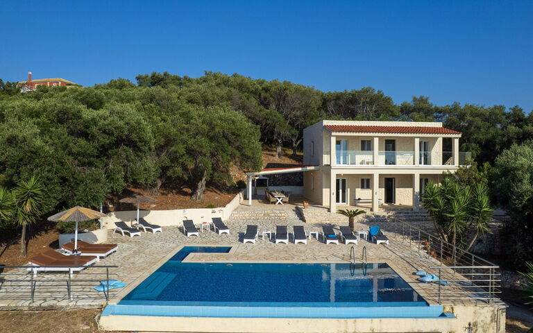 Beachfront Villa Seasun: basseng, Eksteriør, Utendørs