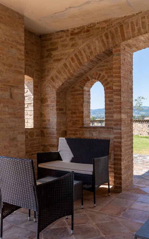 Villa Assisi: Balkong / terrasse / uteplass