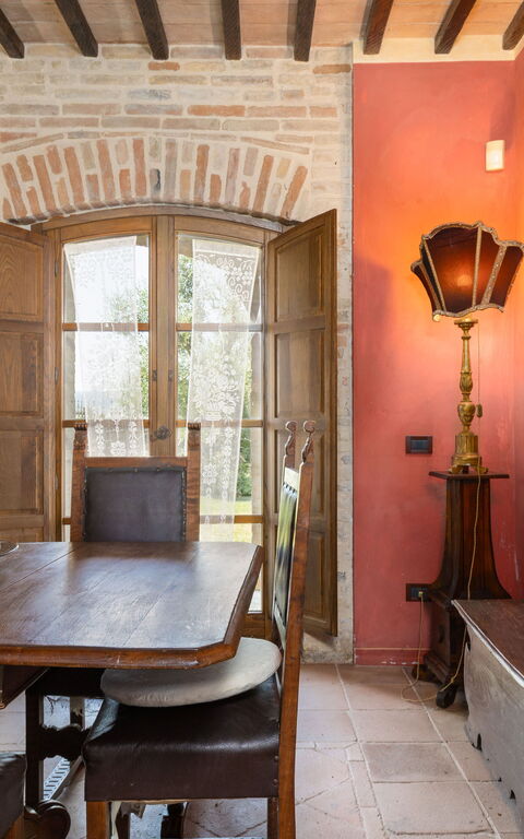 Villa Assisi: Lunsjrom