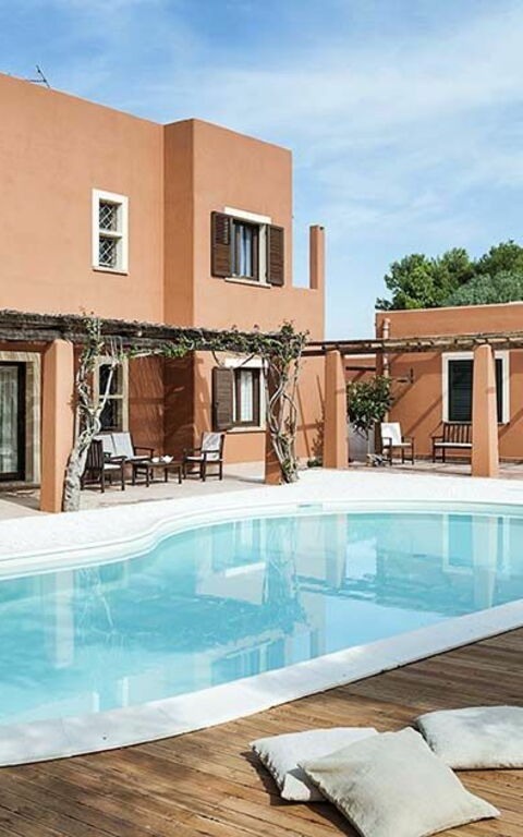 Villa Arangea: basseng, Eksteriør