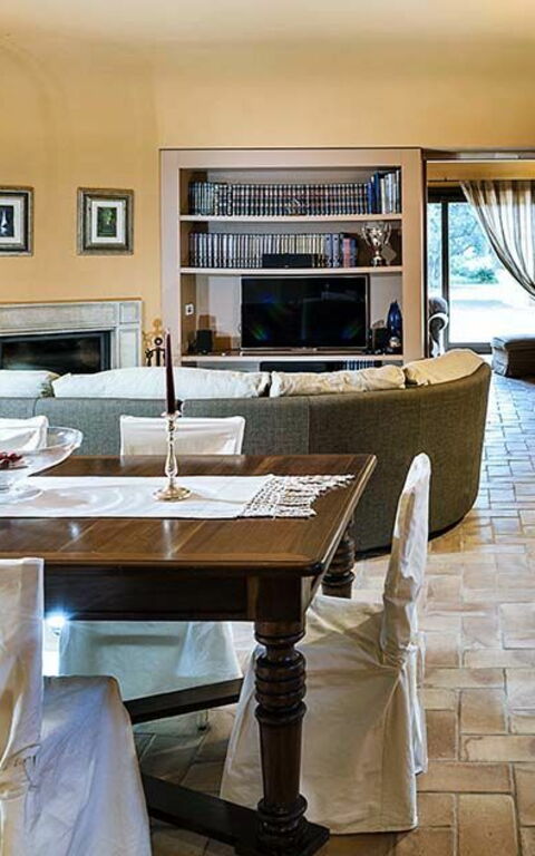 Villa Arangea: Kjøkken, Lunsjrom