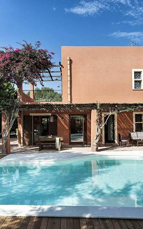 Villa Arangea: basseng, Eksteriør