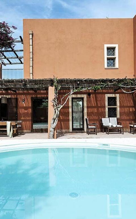 Villa Arangea: basseng, Eksteriør