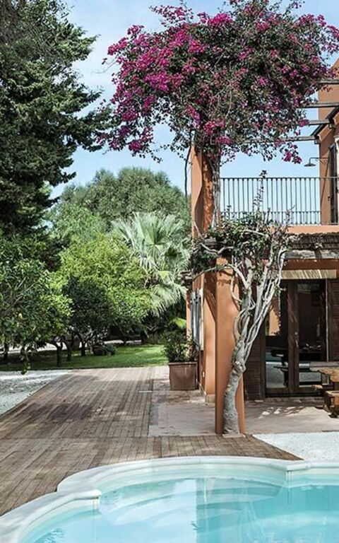 Villa Arangea: basseng, Eksteriør