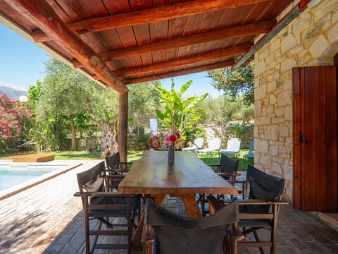Villa Nipos
