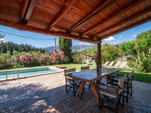 Villa Nipos