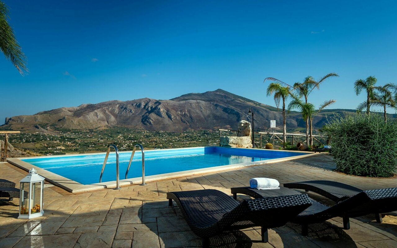 Villa Le Muse: basseng, Visningar