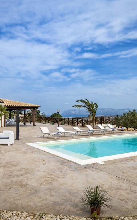 Villa Mare e Monti: basseng