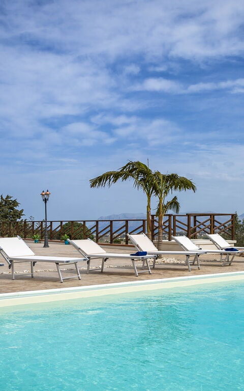 Villa Mare e Monti: basseng