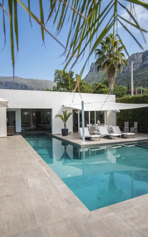 Villa Denari: basseng, Utendørs