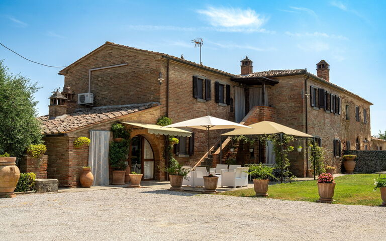 Casale Miro: Eksteriør, Utendørs