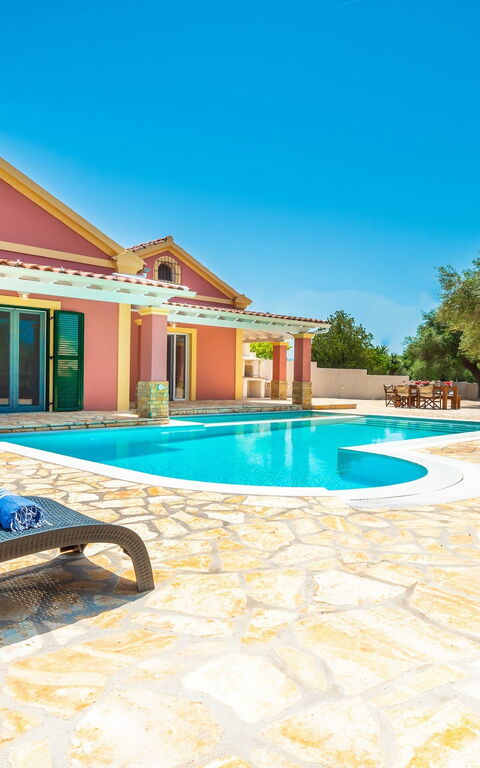 Beach Villa Joanna: basseng, Utendørs