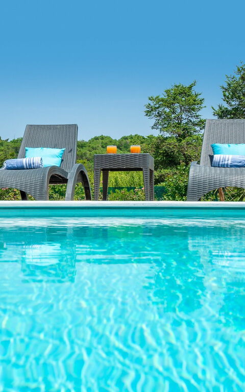 Beach Villa Joanna: basseng