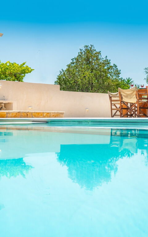 Beach Villa Joanna: basseng