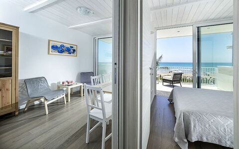 Feriebolig Marina: Lunsjrom, soverom, Stue