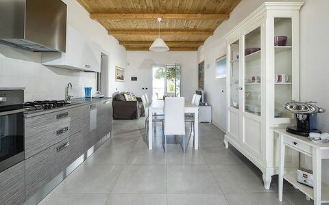 Feriebolig Sirena: Lunsjrom