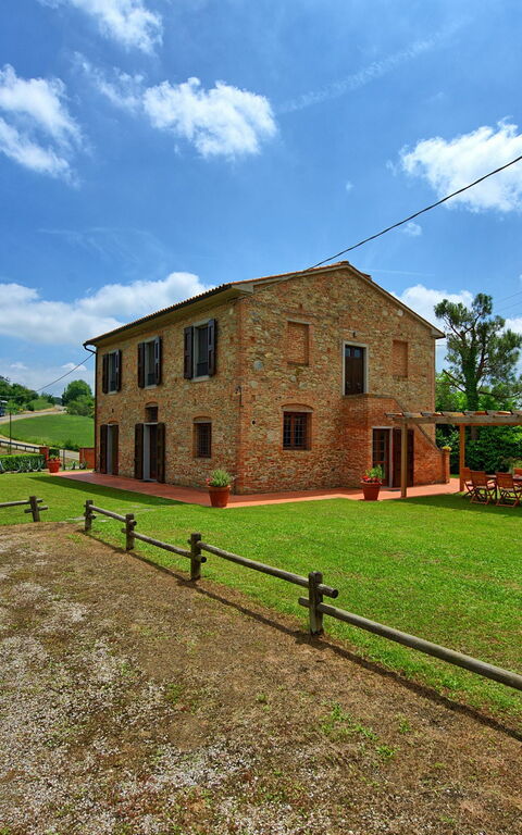 Casale Chiara: Eksteriør, Hage