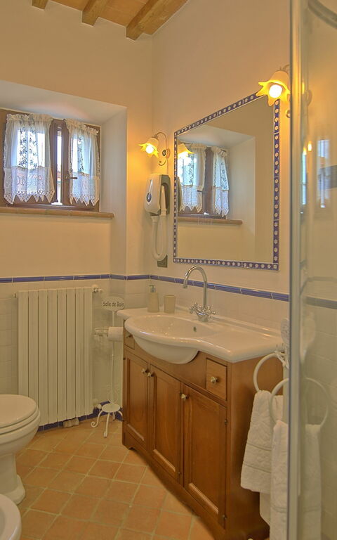 Villa Farneta: Baderom