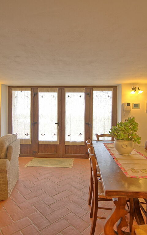 Villa Farneta: Kjøkken, Lunsjrom, Stue