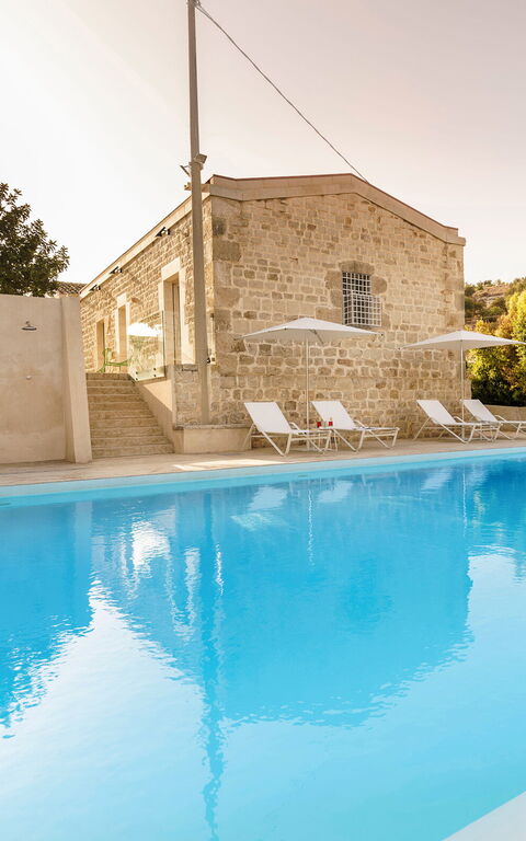 Villa Luna: basseng, Eksteriør, Utendørs