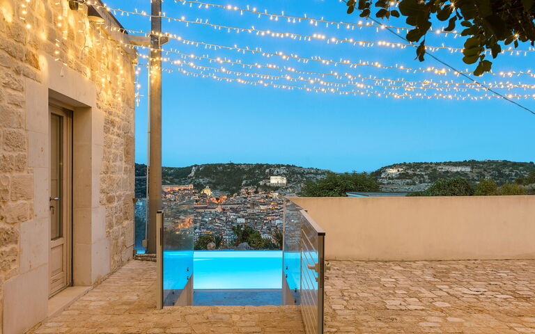 Villa Luna: basseng, Eksteriør, Utendørs