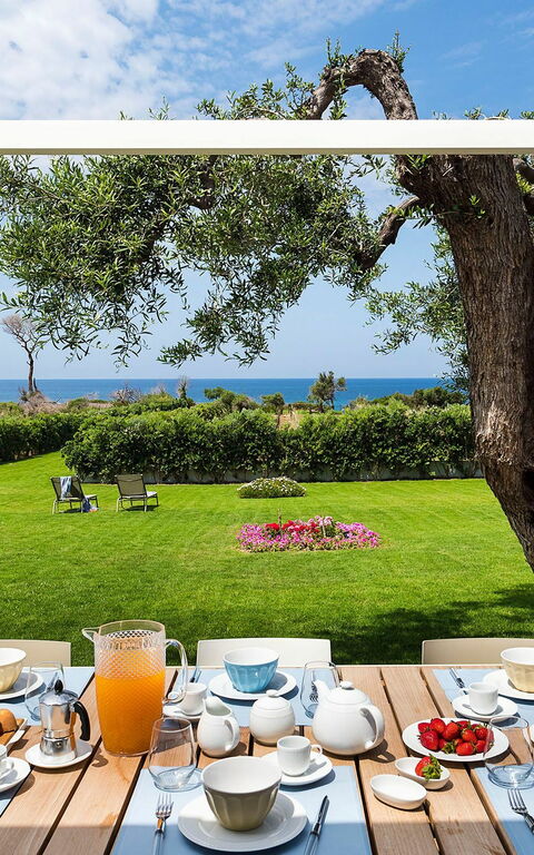 Villa Nettuno: Hage, Utendørs