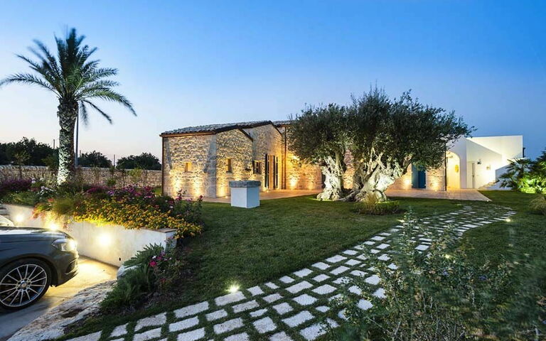 Villa Casi o Cantu: Utendørs