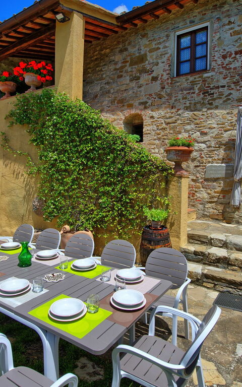 Villa Sonia: Utendørs