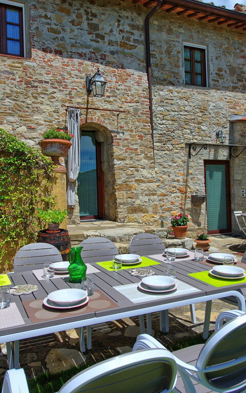 Villa Sonia: Utendørs