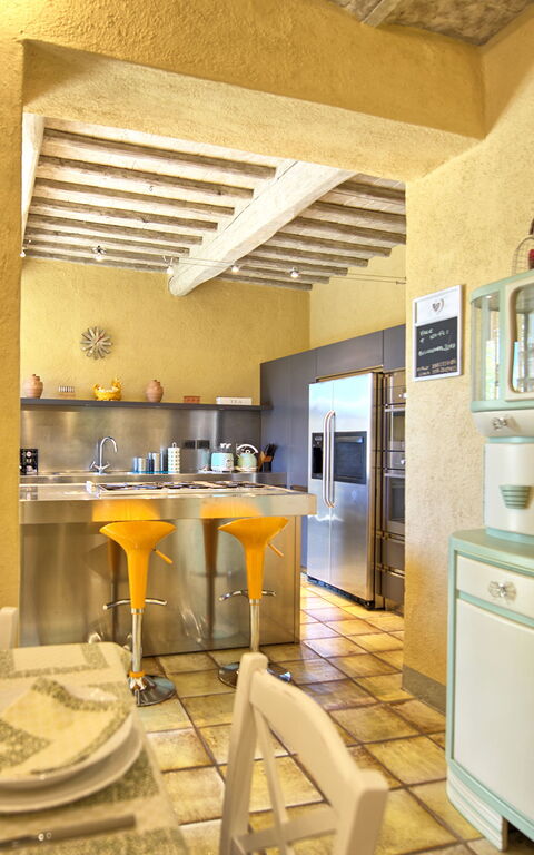 Villa Sonia: Kjøkken, Lunsjrom