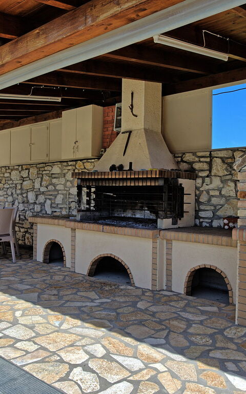 Acharavi Beach Villa: Balkong / terrasse / uteplass, Utendørs