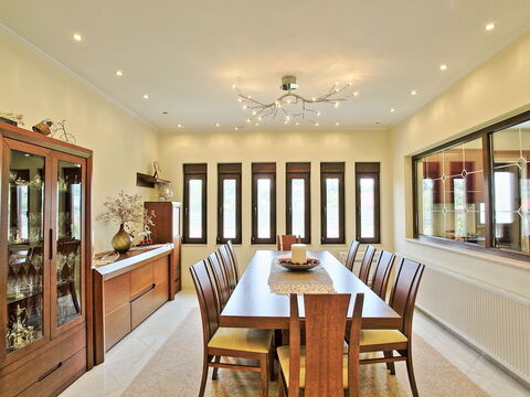 Acharavi Beach Villa