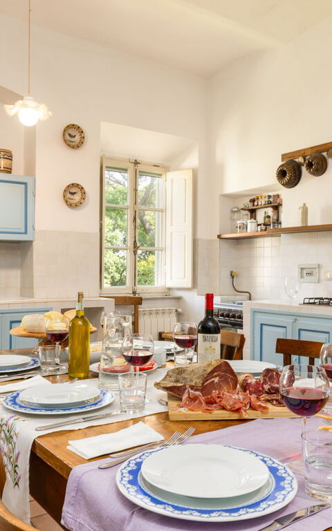 Villa Cangeli: Kjøkken, Lunsjrom