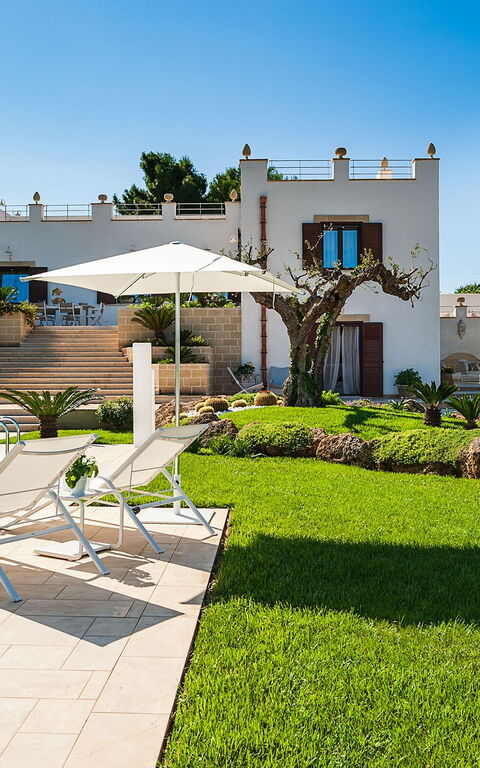 Villa Pigna Bianca: basseng, Hage, Utendørs