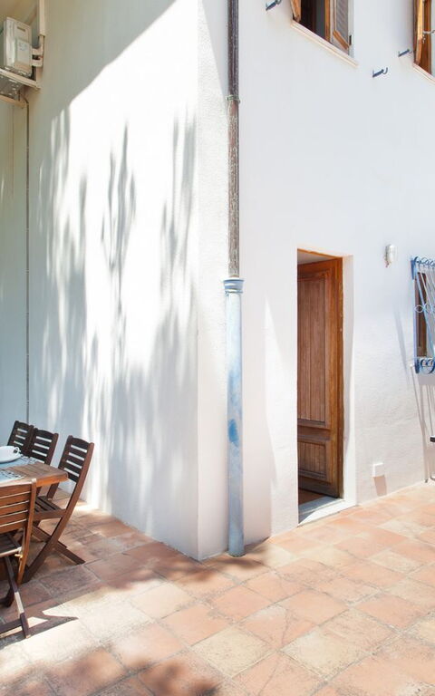 Villa Rocca: Hage, Utendørs