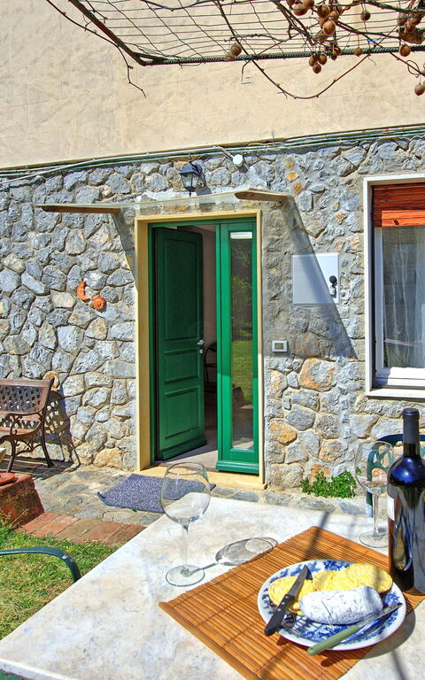 Casa Al Bosco: Hage, Utendørs