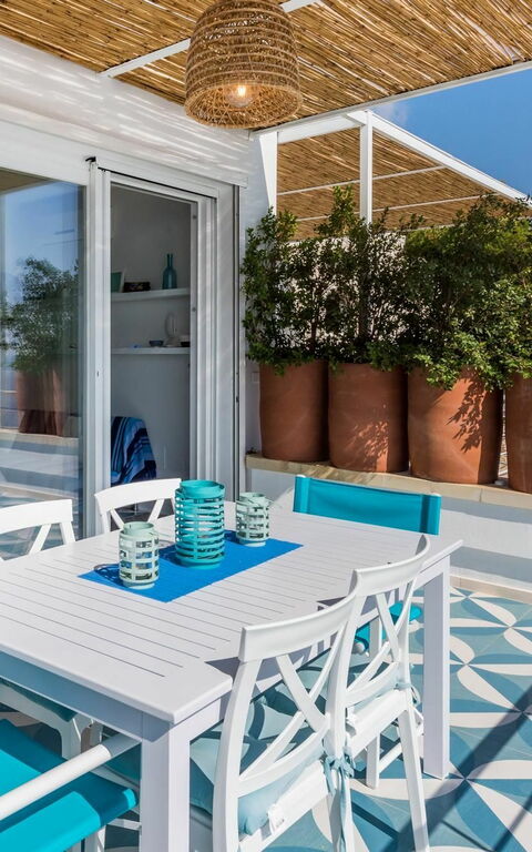 Villa Infinity: Utendørs