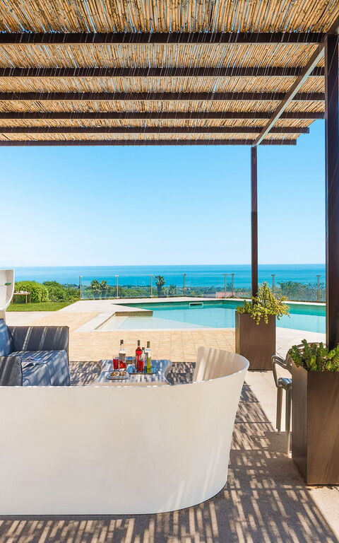 Villa Torre Etnea: Balkong / terrasse / uteplass, basseng, Eksteriør, Hage, Utendørs