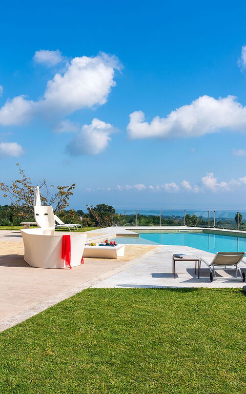 Villa Torre Etnea: Hage, Utendørs