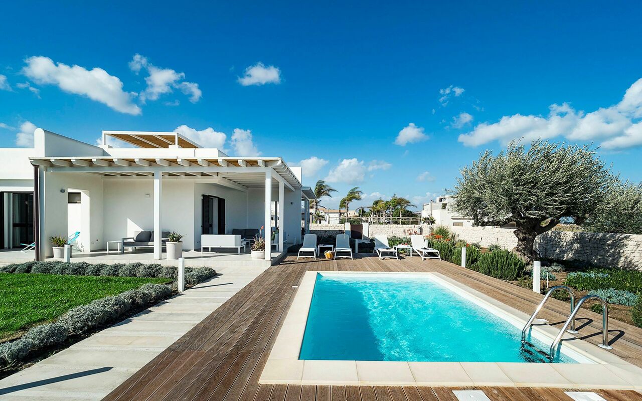 Villa San Lorenzo Rosmarino: basseng