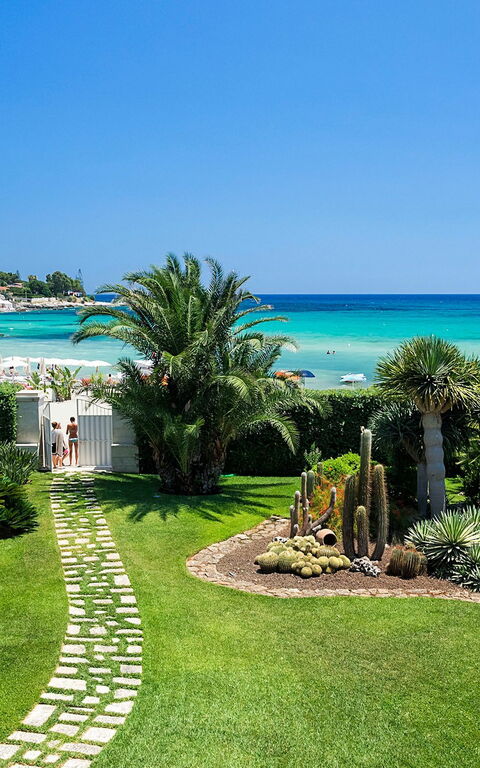 Villa La Plage: Hage, Utendørs, Visningar