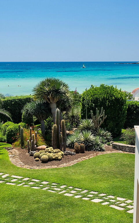 Villa La Plage: Hage, Utendørs, Visningar