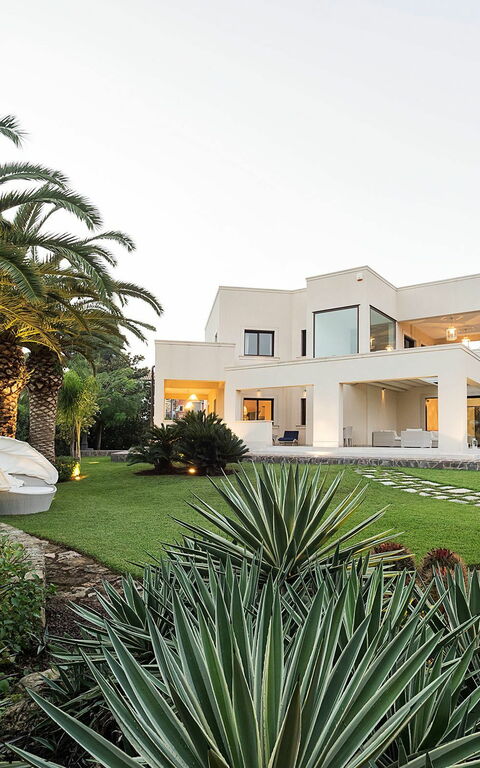 Villa La Plage: Hage, Utendørs, Visningar