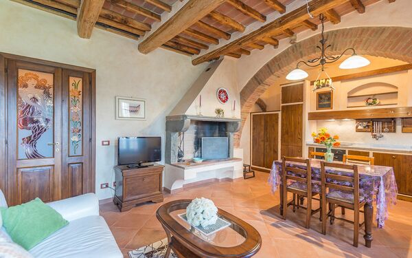 Feriebolig Smeraldo: Kjøkken, Lunsjrom, Stue