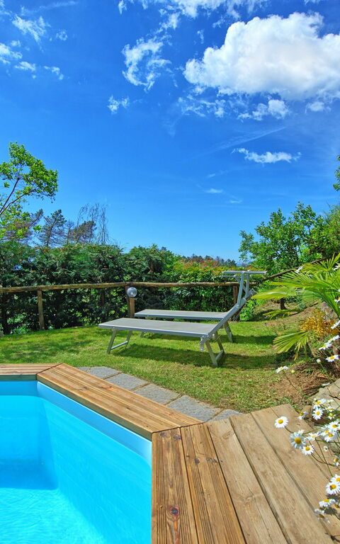 Casale Di Cozzile: basseng, Hage