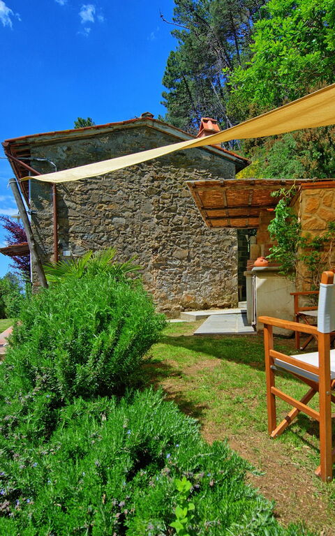 Casale Di Cozzile: Eksteriør, Hage